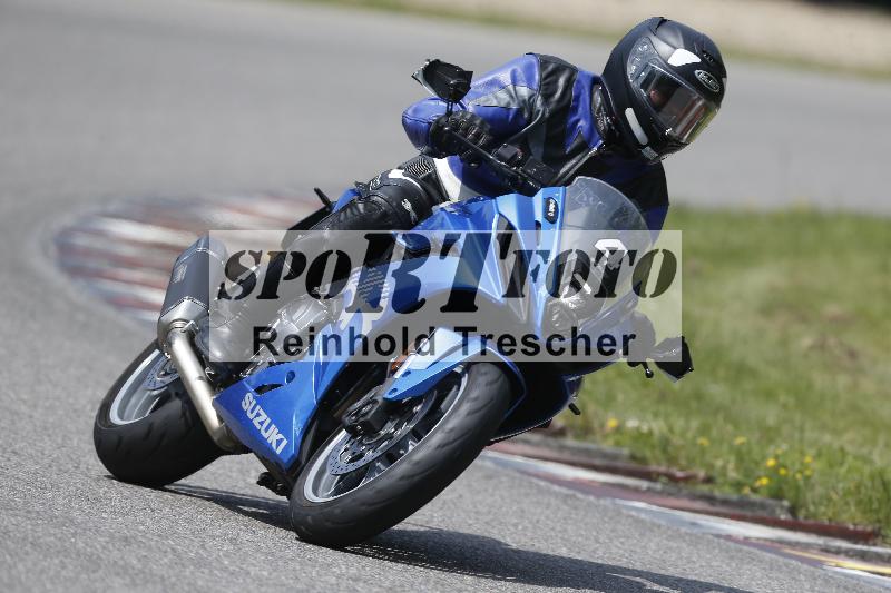 /27 12.06.2025 Ducati Schweiz Trackday Warmup  ADR/gruen-vert/4